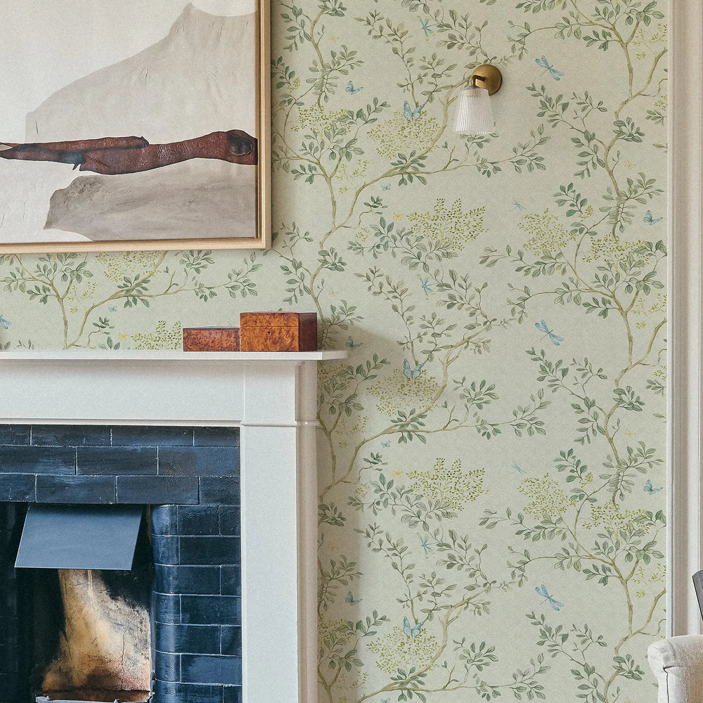 Flourishing Foliage Wallpaper in Greens