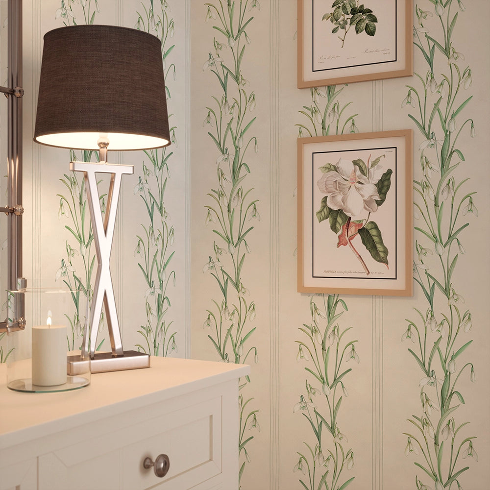 Snowdrop Wallpaper in Cream