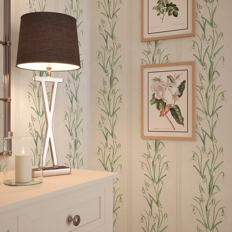 Snowdrop Wallpaper in Cream