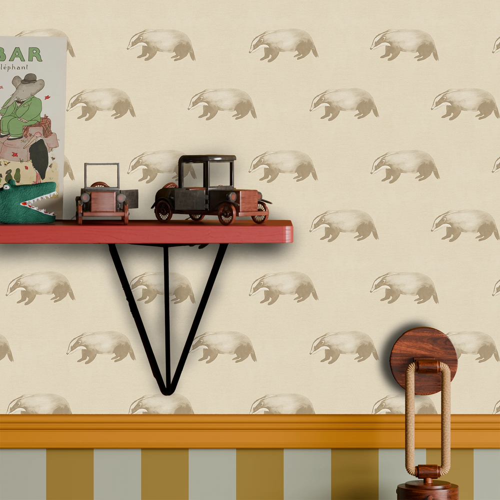 Lord Brocktree Wallpaper in Biscuit