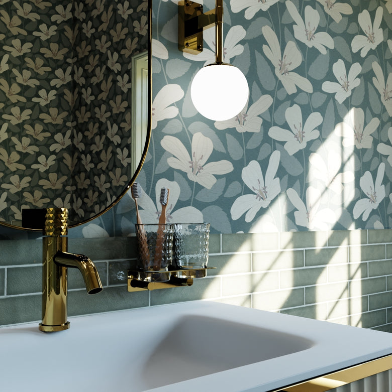 La Fleur Wallpaper in Earthy Hues on Juniper