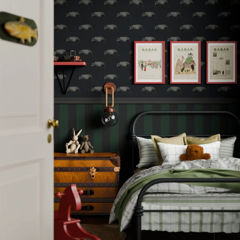 Lord Brocktree Wallpaper in Oxford Blue