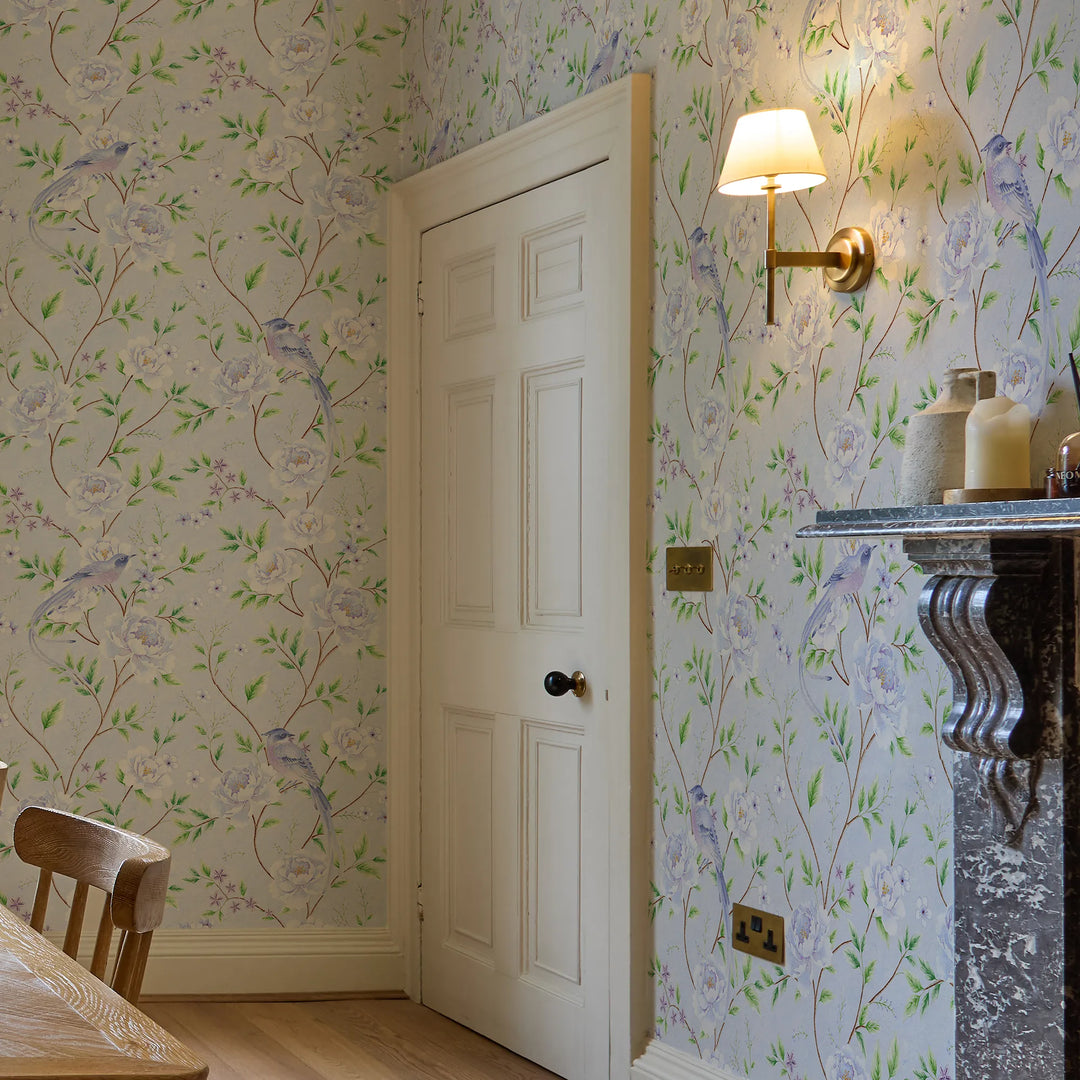 Meilin Wallpaper in Lilac