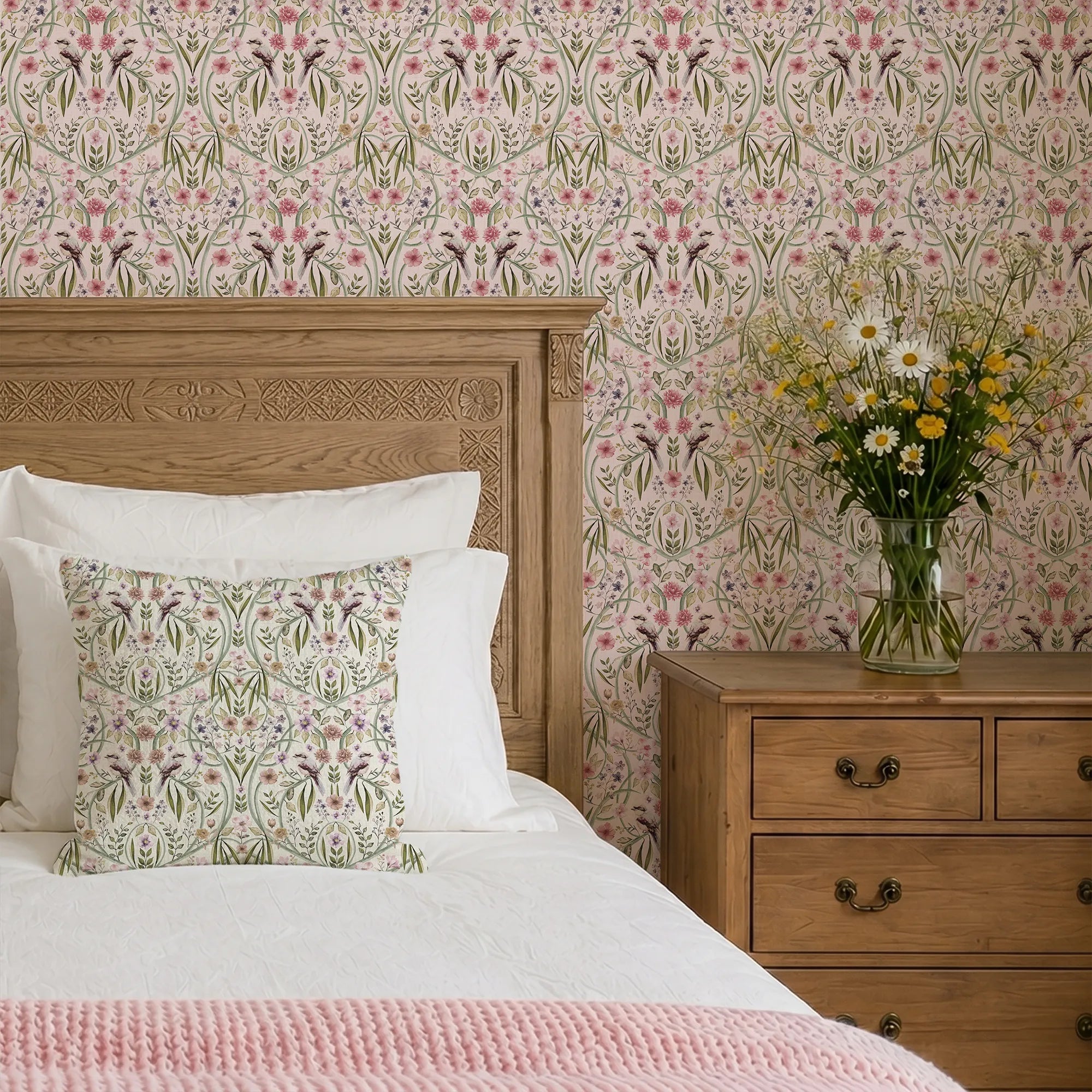 Phyllip Perch Wallpaper in Soft Pink